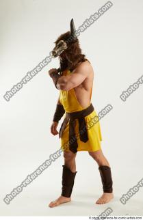 04 2019 01 SIMON HAHN MINOTAUR WITH AX 3